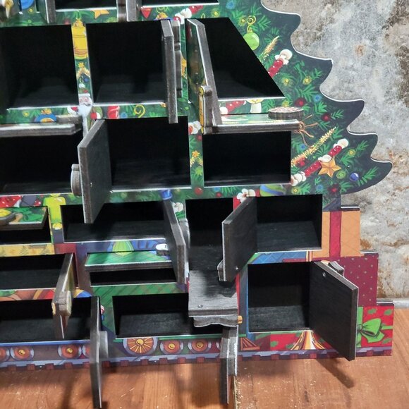 Byers Choice Wooden Advent Calendar 2003 24 Numbered Doors - Picture 16 of 16